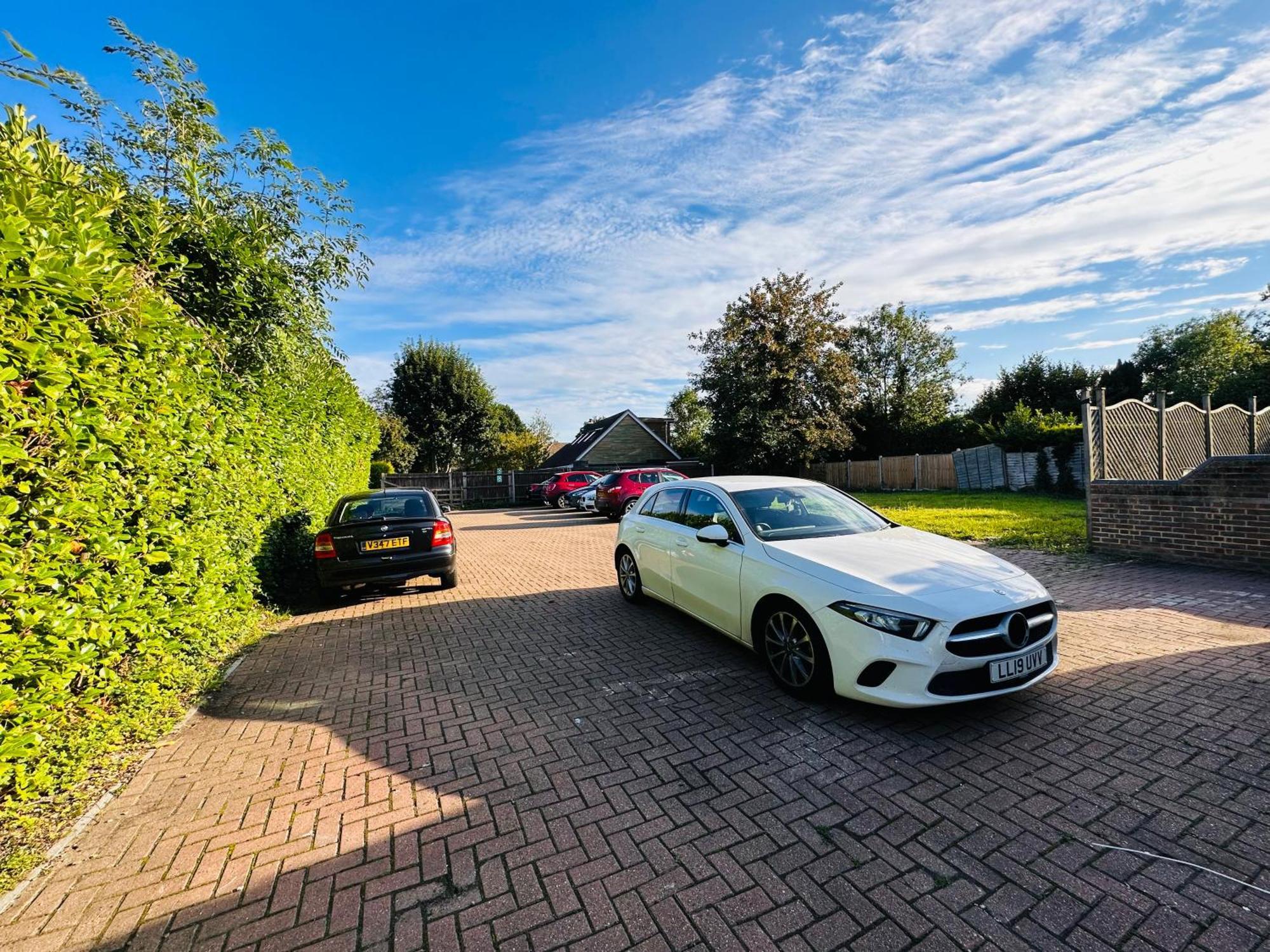 Acorn Lodge Hotel Gatwick & Parking Χόρλι Εξωτερικό φωτογραφία