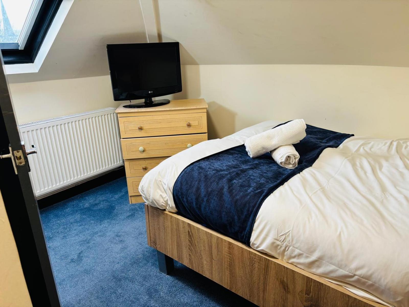 Acorn Lodge Hotel Gatwick & Parking Χόρλι Εξωτερικό φωτογραφία