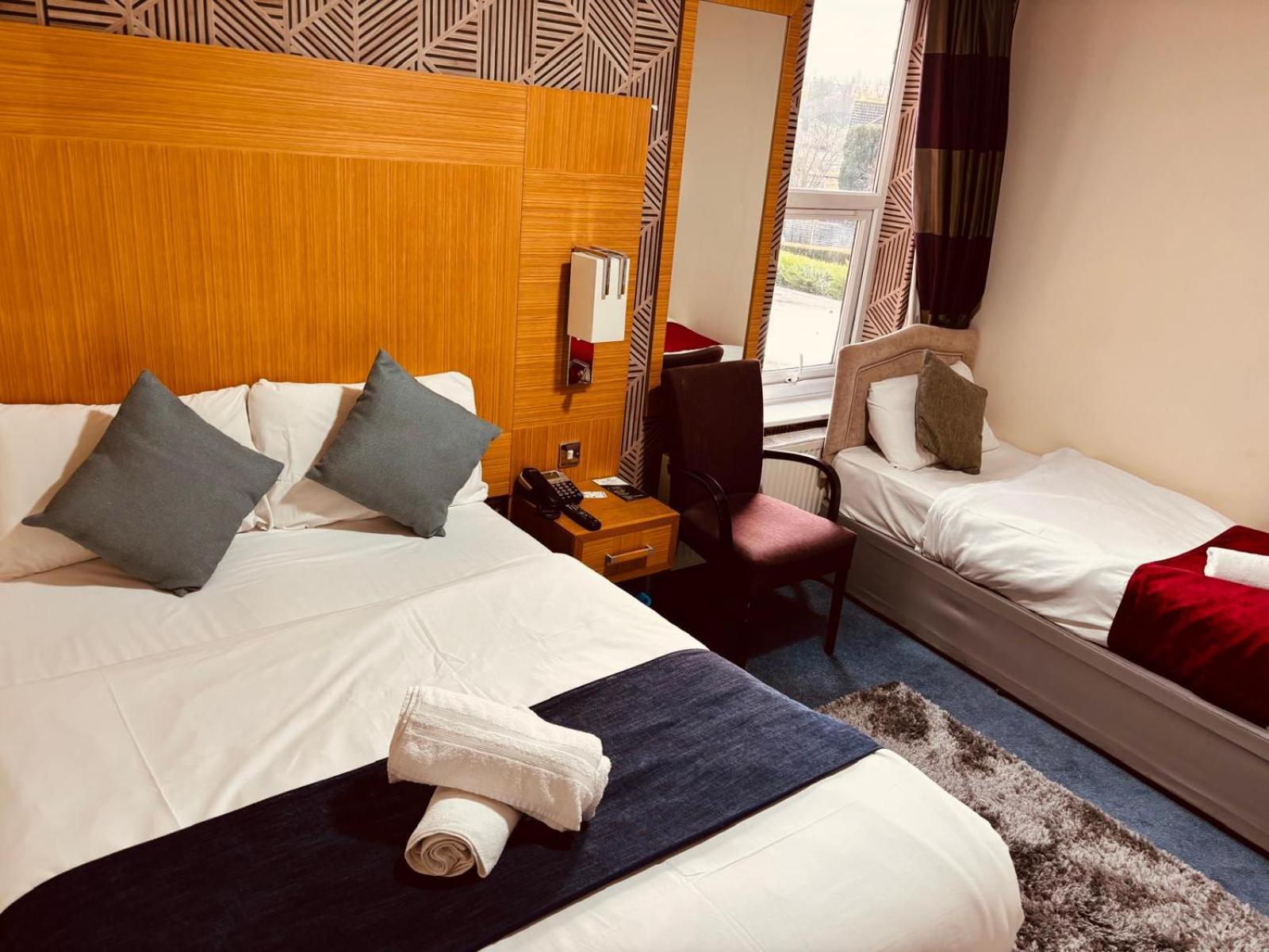 Acorn Lodge Hotel Gatwick & Parking Χόρλι Εξωτερικό φωτογραφία